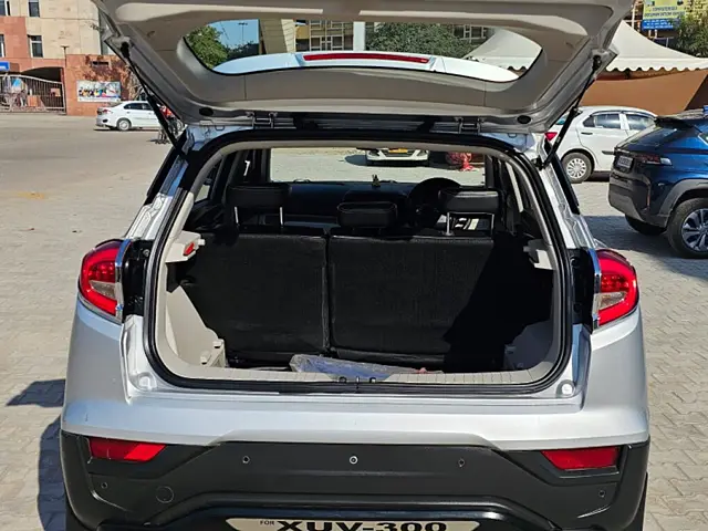 Used Mahindra XUV300 [2019-2024] W6 1.5 Diesel in Delhi