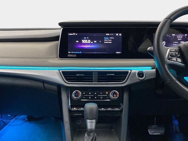 Used Mahindra XUV700 AX 7 Diesel AT AWD Luxury Pack 7 STR [2021] in Delhi