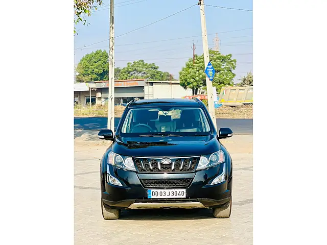 Used Mahindra XUV500 [2015-2018] W6 1.99 in Valsad