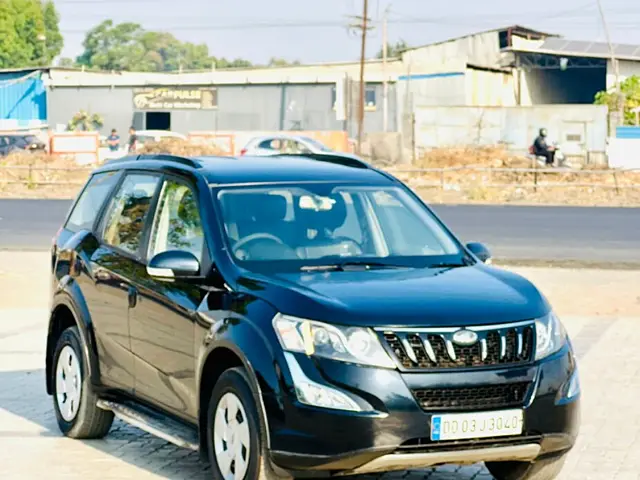 Used Mahindra XUV500 [2015-2018] W6 1.99 in Valsad