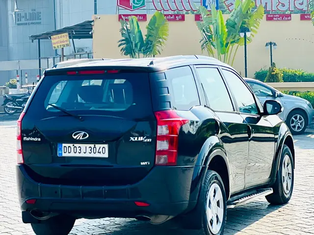 Used Mahindra XUV500 [2015-2018] W6 1.99 in Valsad