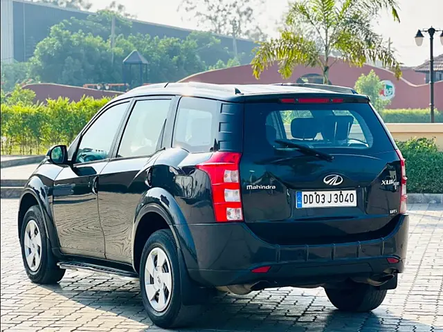 Used Mahindra XUV500 [2015-2018] W6 1.99 in Valsad