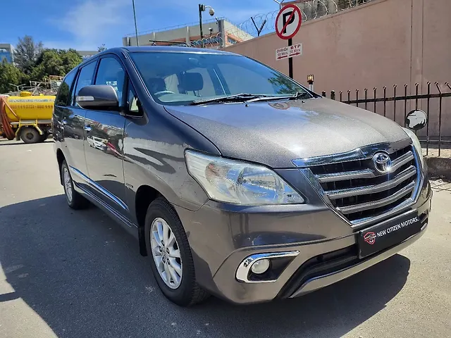 Used 2014 Toyota Innova in Bangalore