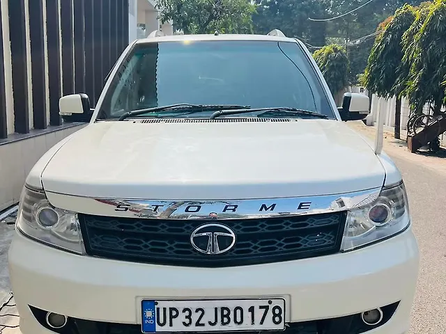 Used 2017 Tata Safari in Lucknow