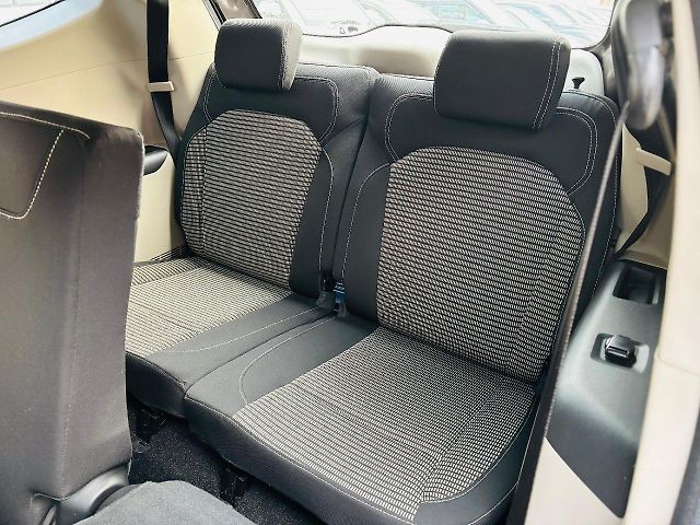 Used Renault Triber RXZ Dual Tone [2024-2025] in Guwahati