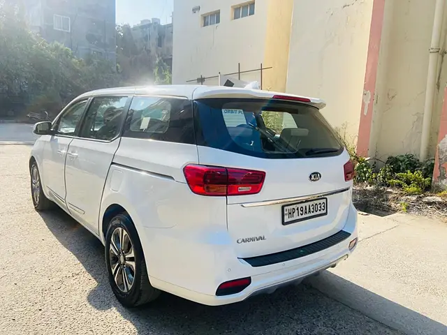 Used Kia Carnival [2020-2023] Premium 8 STR in Delhi