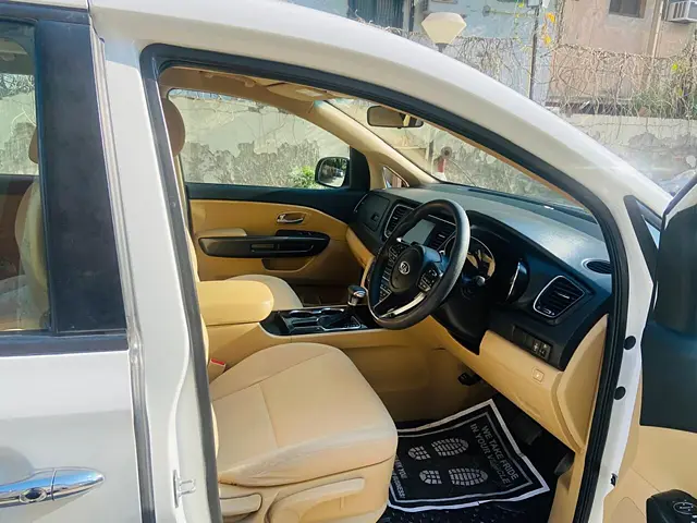 Used Kia Carnival [2020-2023] Premium 8 STR in Delhi