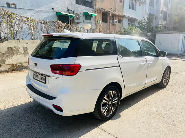 Used Kia Carnival [2020-2023] Premium 8 STR in Delhi