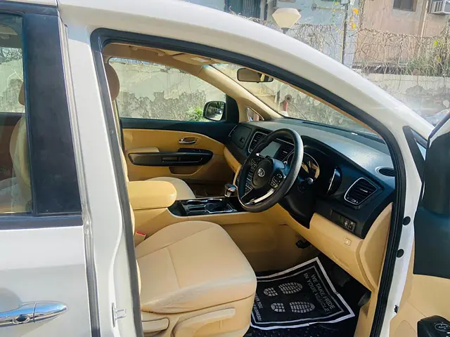 Used Kia Carnival [2020-2023] Premium 8 STR in Delhi