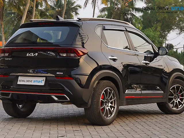 Second Hand 2023 Kia Sonet HTX 1.0 DCT for sale at Rs. 12
