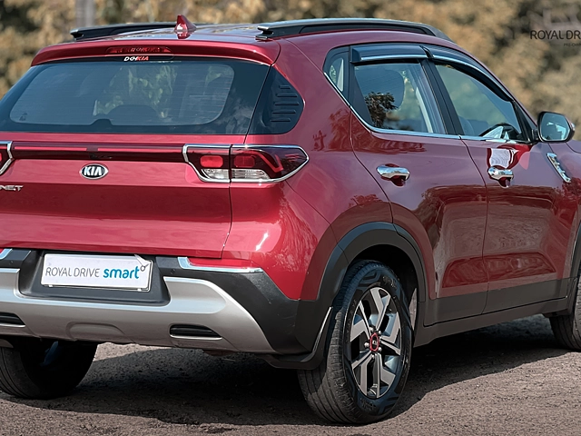 Second Hand 2021 Kia Sonet HTK Plus 1.5 for sale at Rs. 9