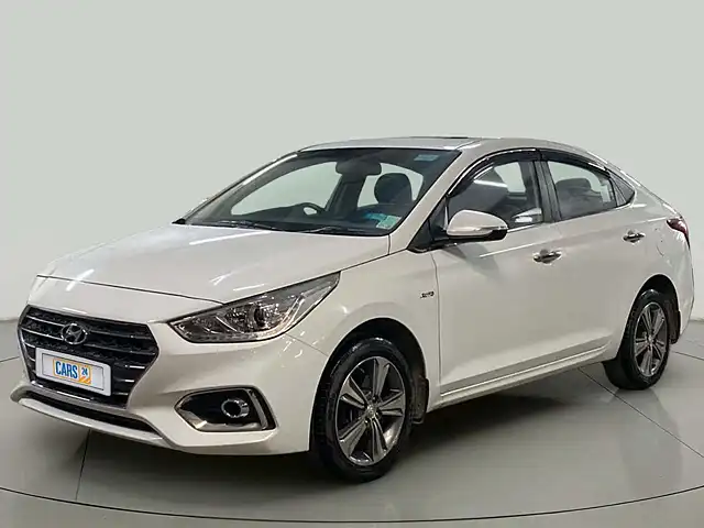 Used Hyundai Verna [2017-2020] SX (O) 1.6 CRDi  AT in Chandigarh