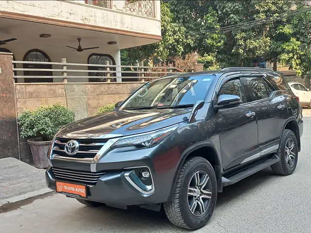 Used Toyota Fortuner [2016-2021] 2.8 4x2 AT [2016-2020] in Delhi