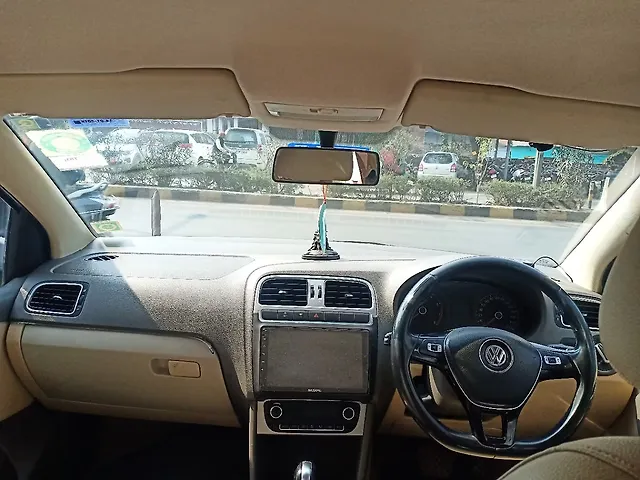 Used Volkswagen Vento [2014-2015] Highline Petrol AT in Kanpur