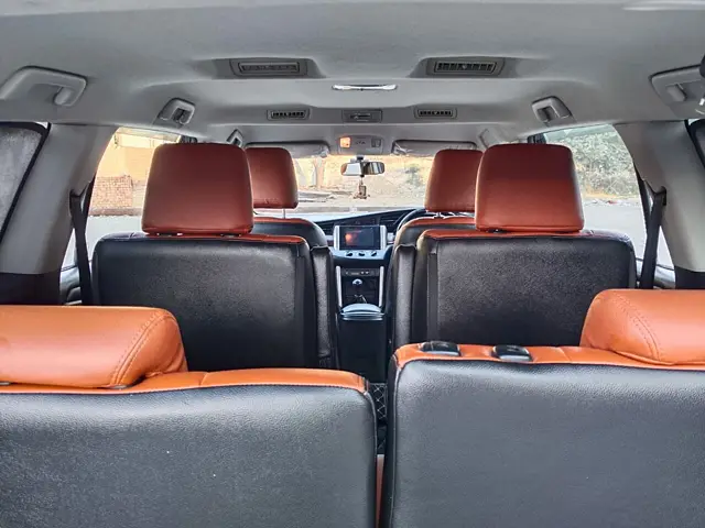 Used Toyota Innova Crysta [2016-2020] 2.4 G 7 STR [2016-2017] in Faridabad