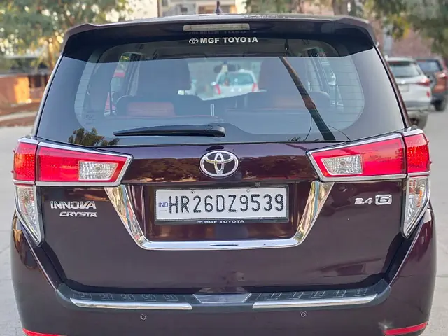 Used Toyota Innova Crysta [2016-2020] 2.4 G 7 STR [2016-2017] in Faridabad
