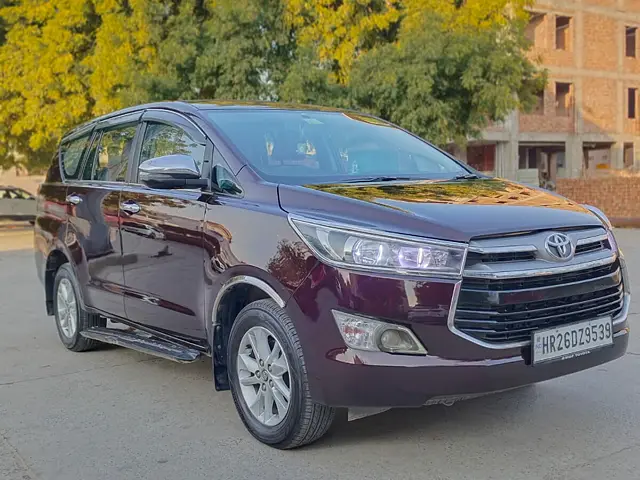 Used Toyota Innova Crysta [2016-2020] 2.4 G 7 STR [2016-2017] in Faridabad