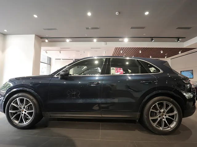 Used Porsche Cayenne [2010-2014] Base in Mumbai