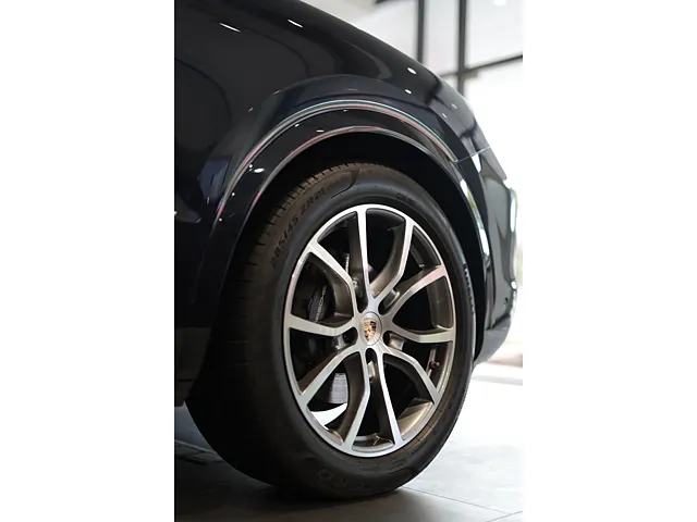 Used Porsche Cayenne [2010-2014] Base in Mumbai