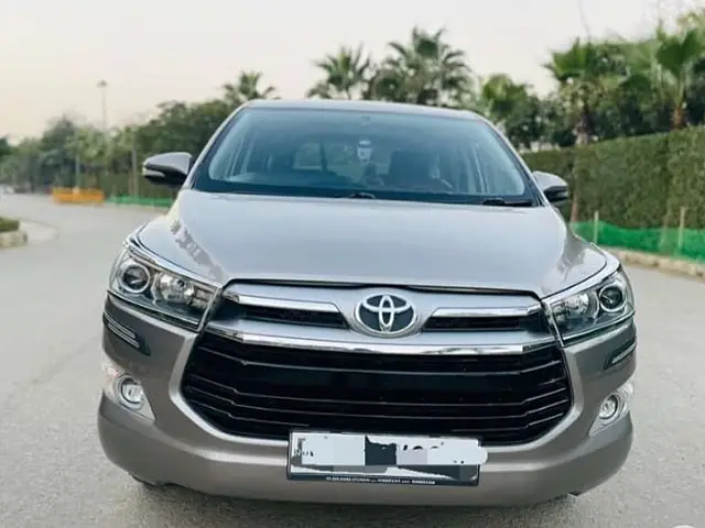 Used 2020 Toyota Innova Crysta in Agra