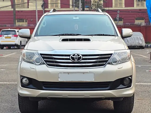 Used 2013 Toyota Fortuner in Kolkata