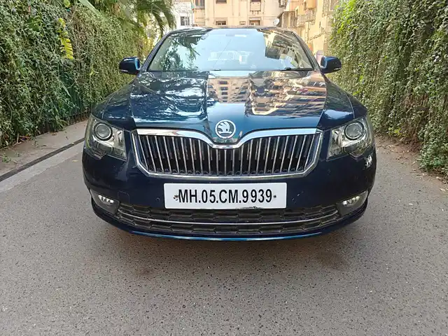 Used 2015 Skoda Superb in Mumbai
