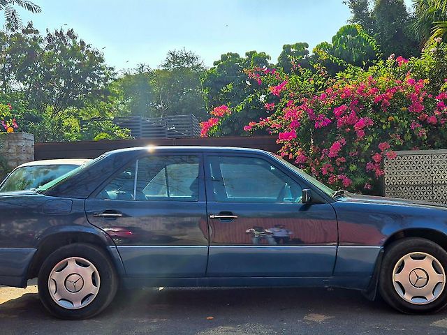 Used Mercedes-Benz MB-Class 140 in Pune