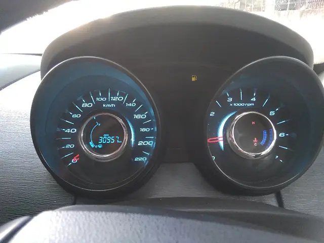 Used Mahindra XUV500 W5 [2018-2020] in Delhi