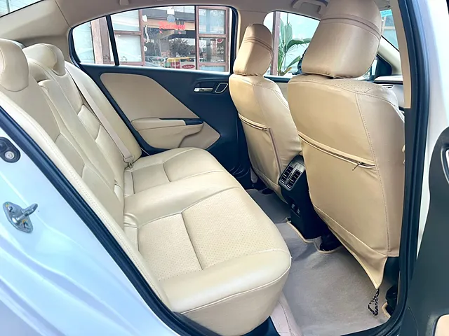 Used Honda City 4th Generation V Petrol in Ahmedabad
