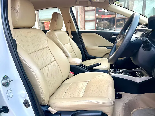 Used Honda City 4th Generation V Petrol in Ahmedabad