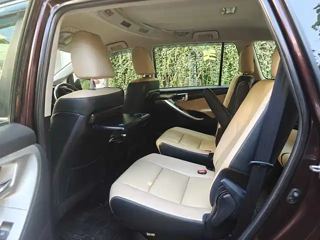 Used Toyota Innova Crysta [2016-2020] 2.8 ZX AT 7 STR [2016-2020] in Mumbai