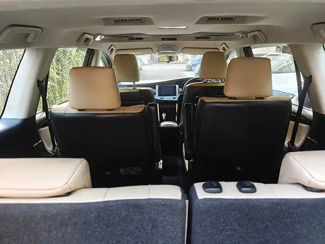 Used Toyota Innova Crysta [2016-2020] 2.8 ZX AT 7 STR [2016-2020] in Mumbai