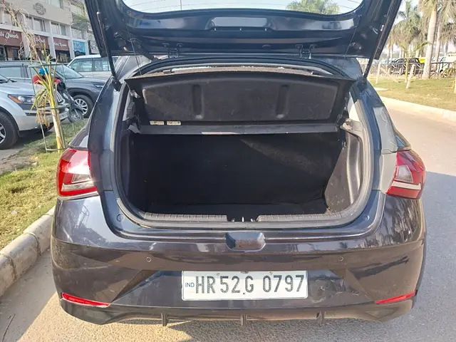 Used Hyundai i20 [2020-2023] Sportz 1.2 MT [2020-2023] in Mohali
