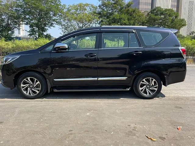Used Toyota Innova Crysta [2016-2020] 2.4 GX 8 STR [2016-2020] in Mumbai