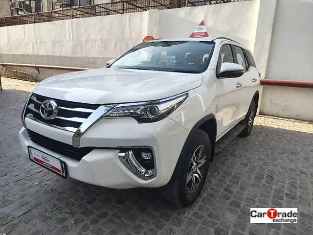 Used Toyota Fortuner [2016-2021] 2.8 4x2 MT [2016-2020] in Delhi