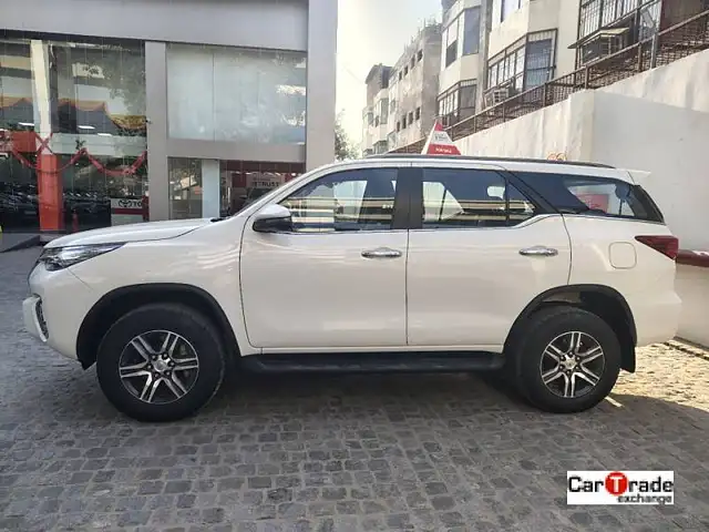 Used Toyota Fortuner [2016-2021] 2.8 4x2 MT [2016-2020] in Delhi