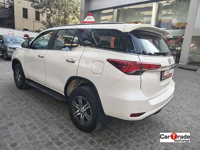 Used Toyota Fortuner [2016-2021] 2.8 4x2 MT [2016-2020] in Delhi