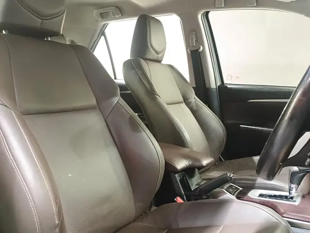 Used Toyota Fortuner [2016-2021] 2.8 4x2 AT [2016-2020] in Delhi