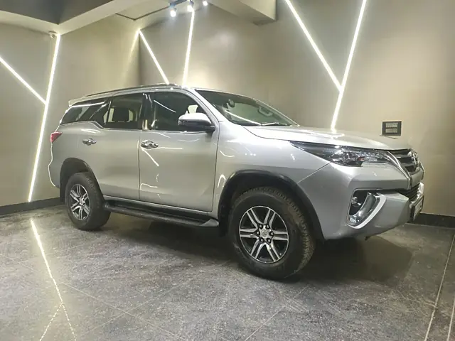 Used Toyota Fortuner [2016-2021] 2.8 4x2 AT [2016-2020] in Delhi