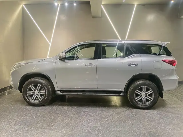 Used Toyota Fortuner [2016-2021] 2.8 4x2 AT [2016-2020] in Delhi