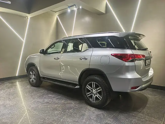 Used Toyota Fortuner [2016-2021] 2.8 4x2 AT [2016-2020] in Delhi