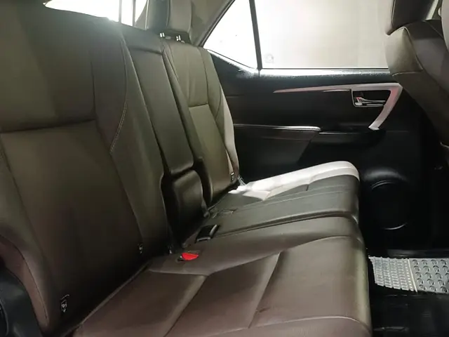 Used Toyota Fortuner [2016-2021] 2.8 4x2 AT [2016-2020] in Delhi