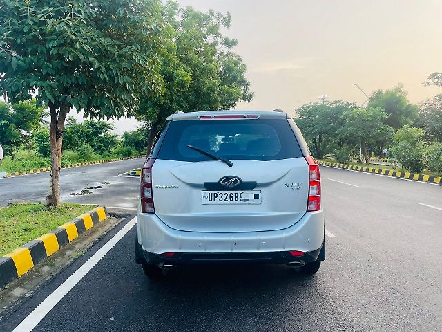Used Mahindra XUV500 [2015-2018] W8 1.99 [2016-2017] in Lucknow