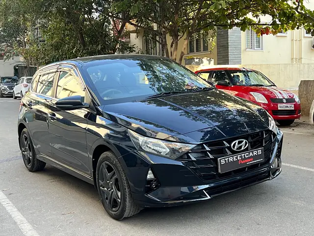 Used Hyundai i20 [2020-2023] Sportz 1.2 MT [2020-2023] in Bangalore