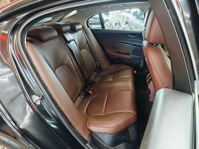 Used Jaguar XE [2016-2019] Portfolio in Bangalore