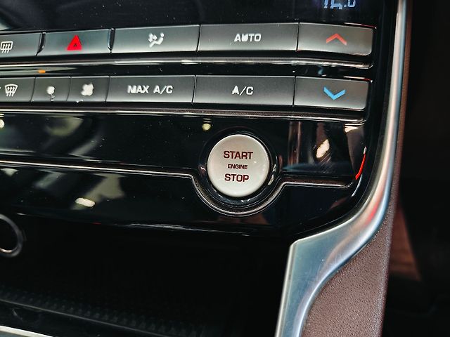 Used Jaguar XE [2016-2019] Portfolio in Bangalore