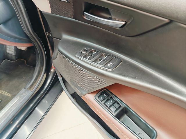 Used Jaguar XE [2016-2019] Portfolio in Bangalore