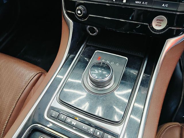 Used Jaguar XE [2016-2019] Portfolio in Bangalore