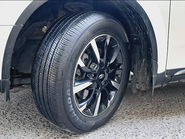 Used Mahindra XUV500 W11 AT in Delhi