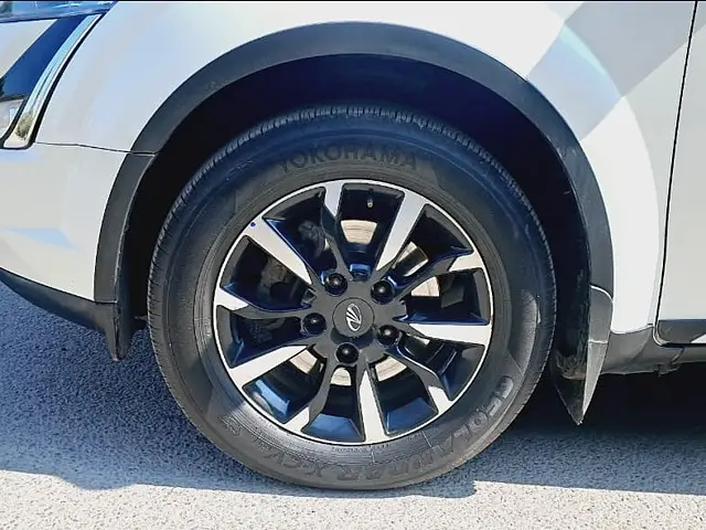 Used Mahindra XUV500 W11 AT in Delhi